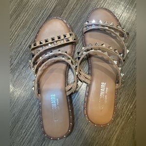 Women’s Studded Cushionaire Tan Sandals